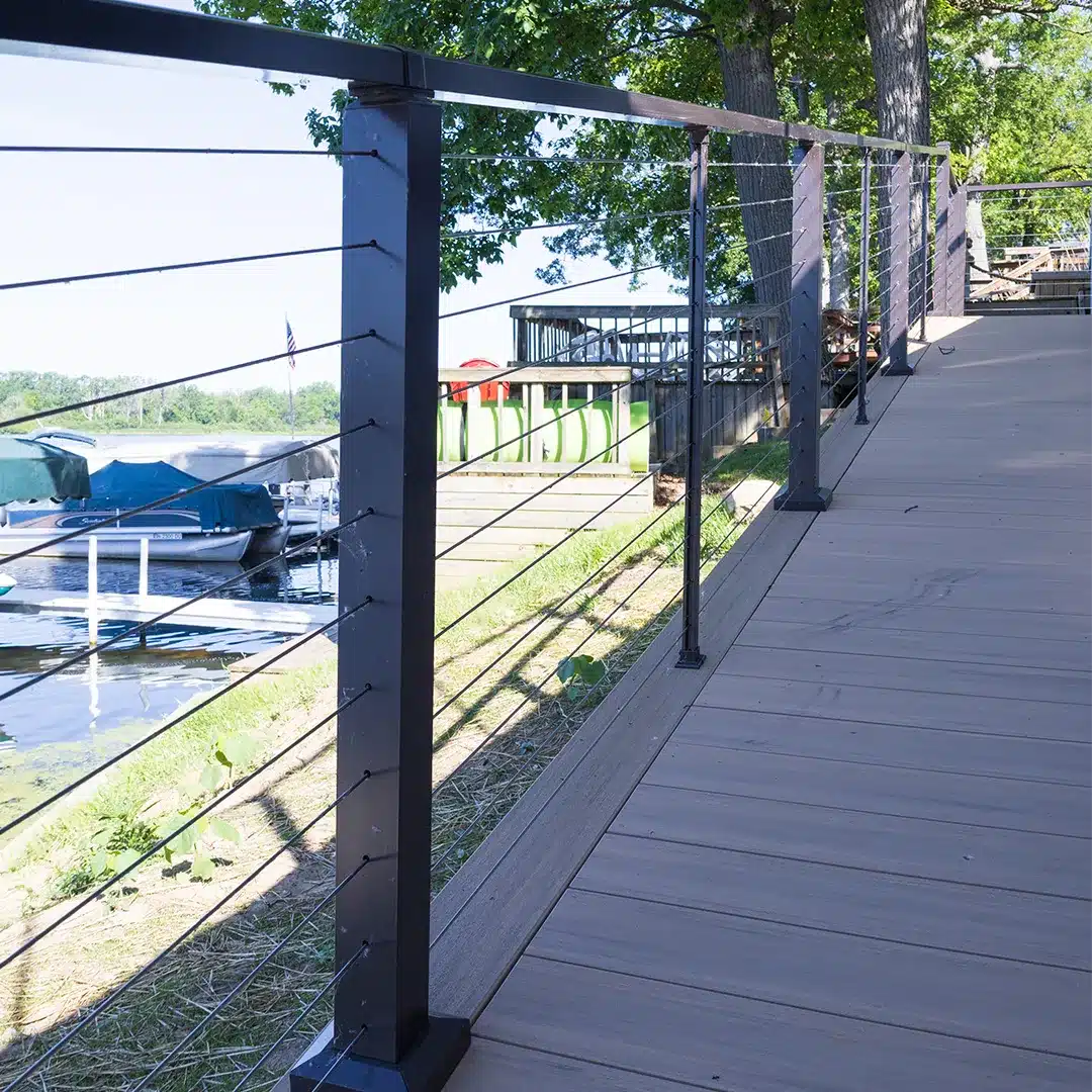 horizontal cable railing on wheelchair ramp