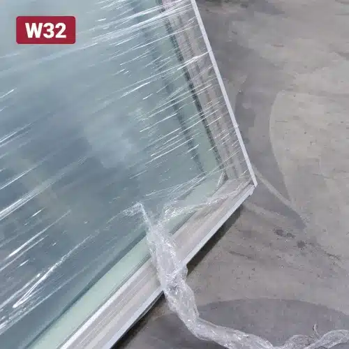 aluminum casing on picture window